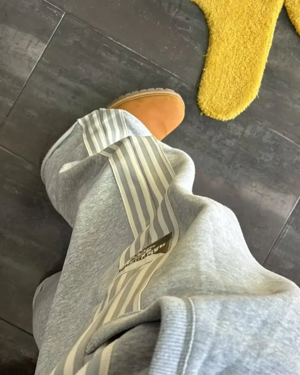 Stripe Baggy Sweatpants — Y2K Harajuku Streetwear