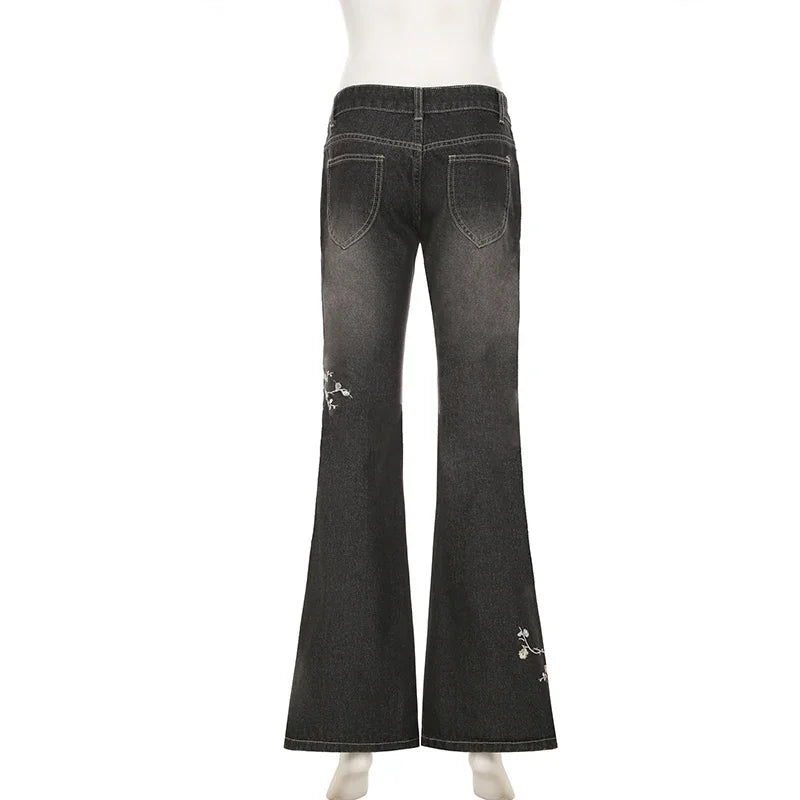 Floral Embroidery Flare Jeans — 2000s Low Rise
